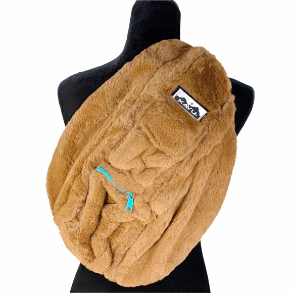 NWT Kavu Fuzzy Rope Crossbody Backpack Bag